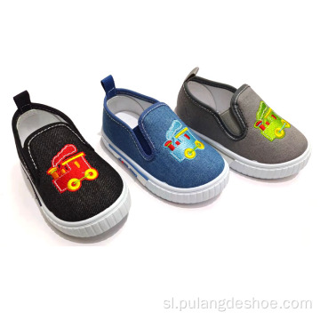 enostavni otroški platneni čevlji